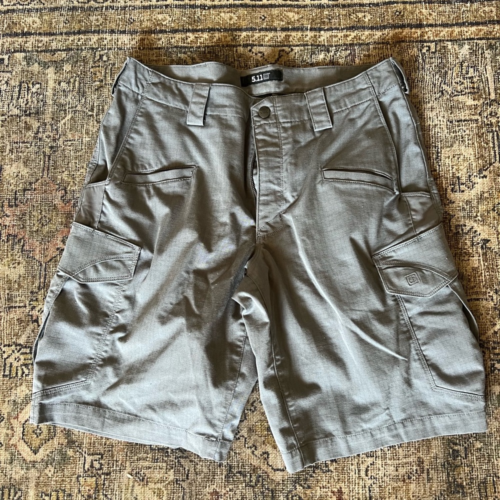 5.11 Tactical Beige Men's Cargo Shorts Size 33